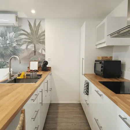 Tms Luxury Americas Ac&heated Pool 3* Арона