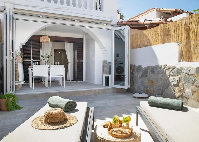 Tms Luxury Americas Ac&heated Pool 3* 아로나