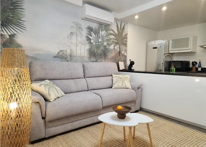 Tms Luxury Americas Ac&heated Pool 3* 阿罗纳